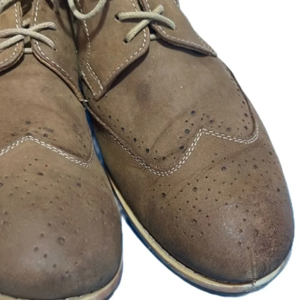 Steve Madden simple neutral